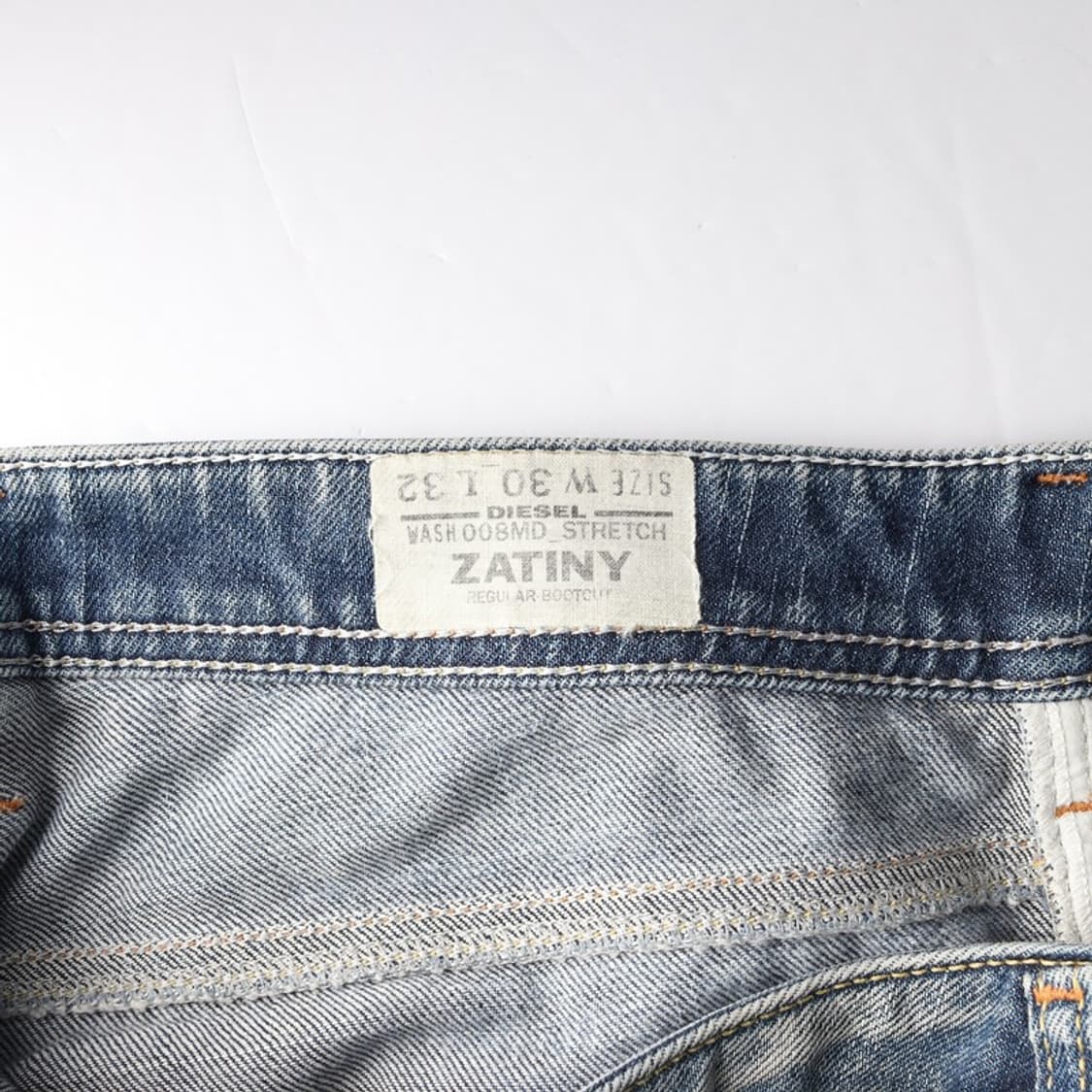 디젤 자티니 008MD 워싱 레귤러 부츠컷 데님 30 상품이미지6