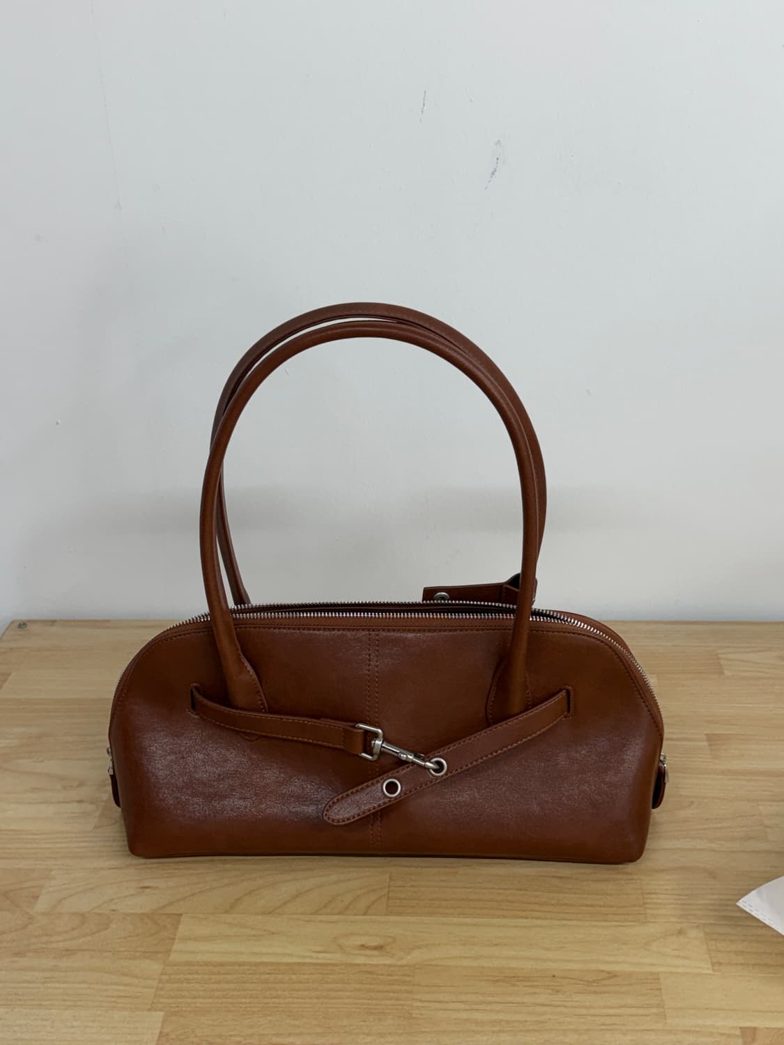 데누 가방  NOA Baguette Bag 상품이미지5