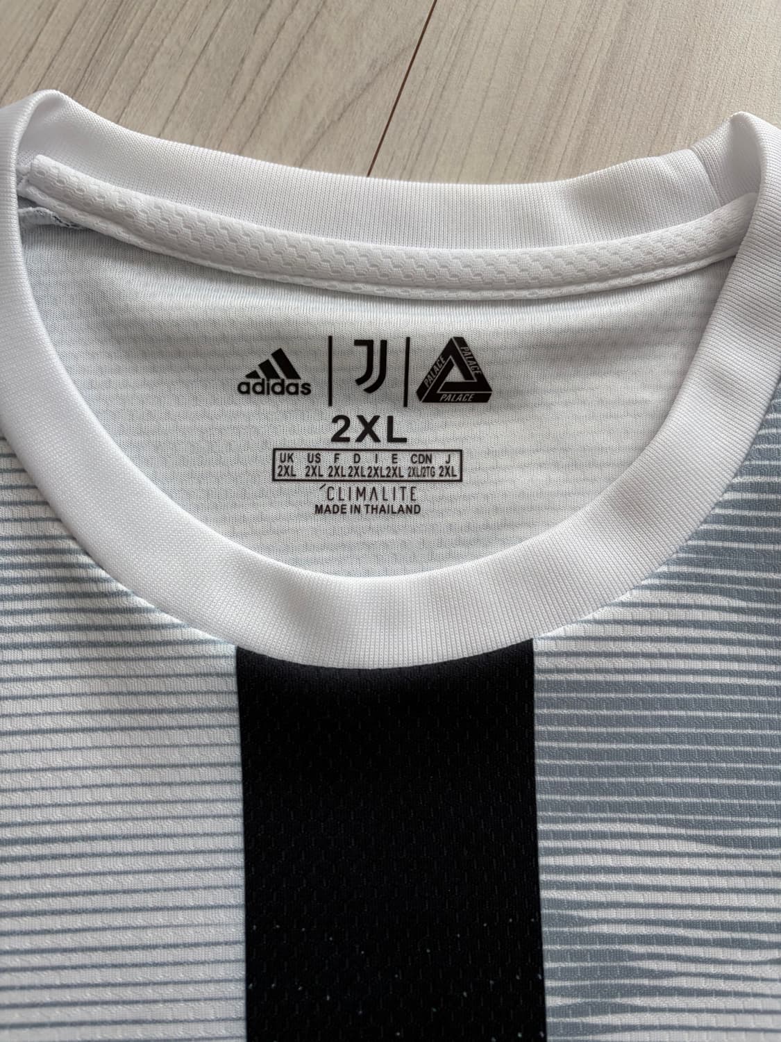 아디다스 x 팔라스 유벤투스 유니폼 2XL 상품이미지2