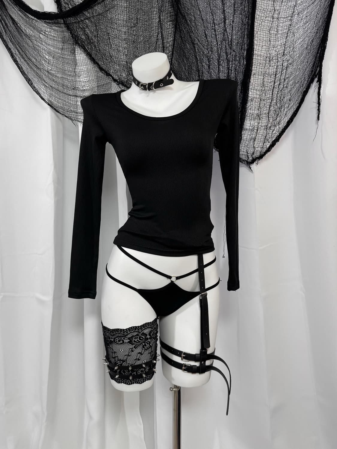 black t-shirt 상품이미지2