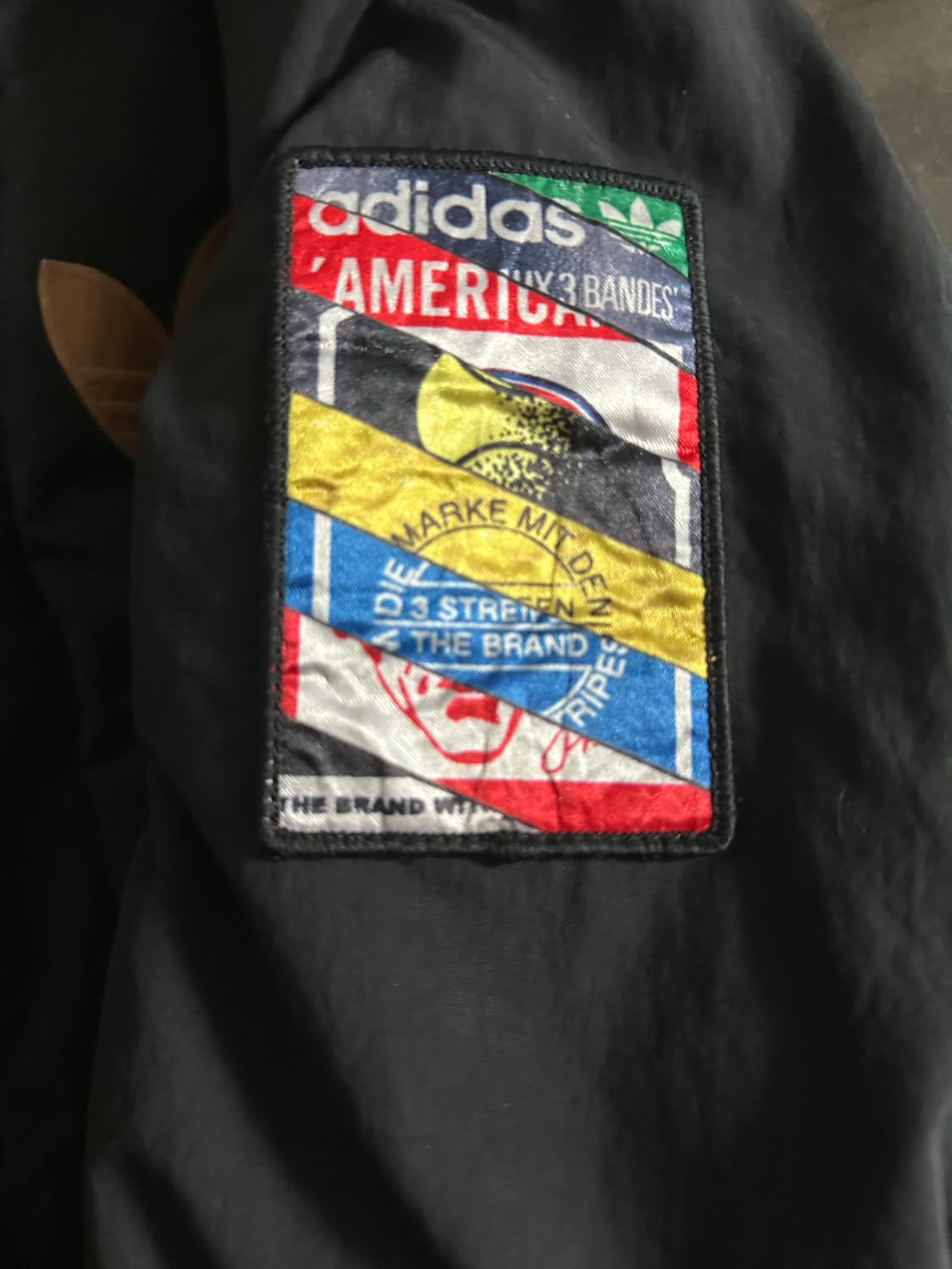 아디다스 오리지널스 배지 다운자켓 정품 100 상품이미지4