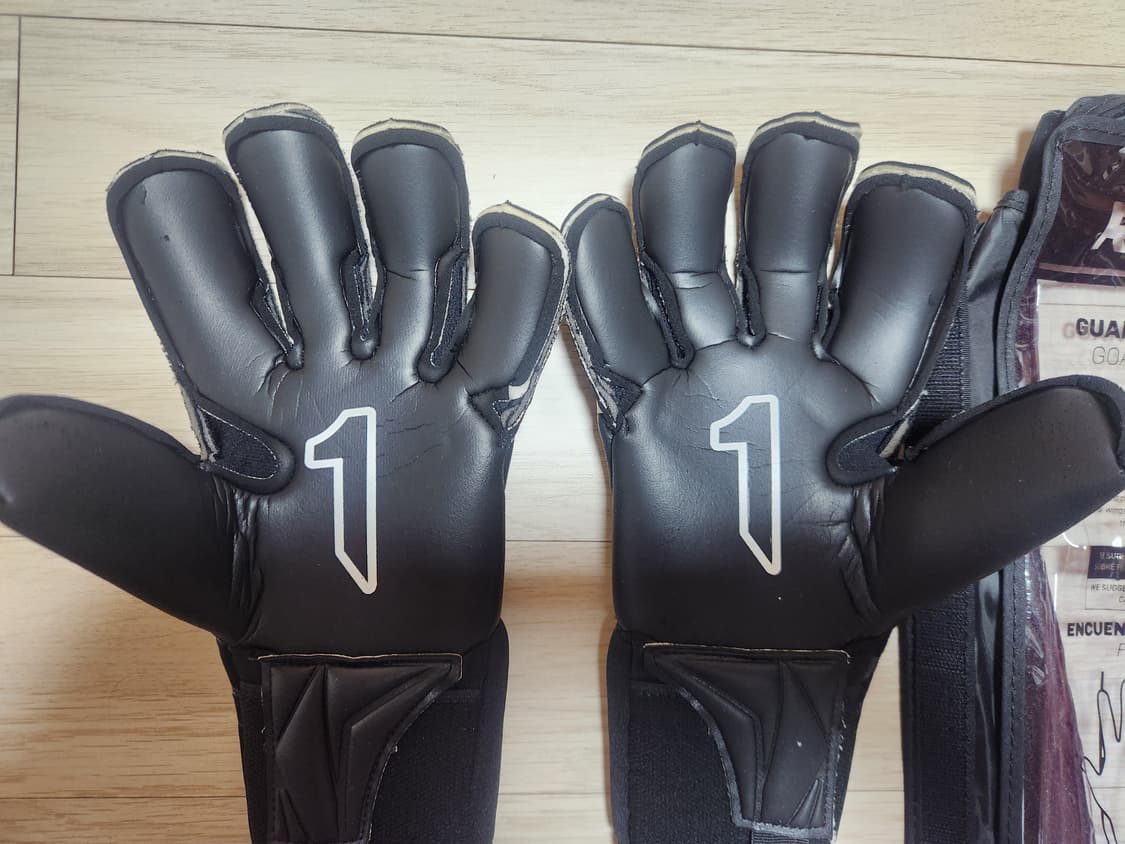 [리낫] 산토로코 알파 블랙 골키퍼 장갑 9호 상품이미지4