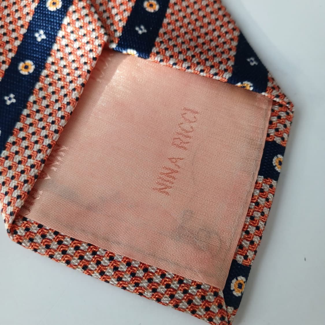 니나리치 실크 오렌지 스트라이프 넥타이 9.6cm A+등급 A19353
 상품이미지9