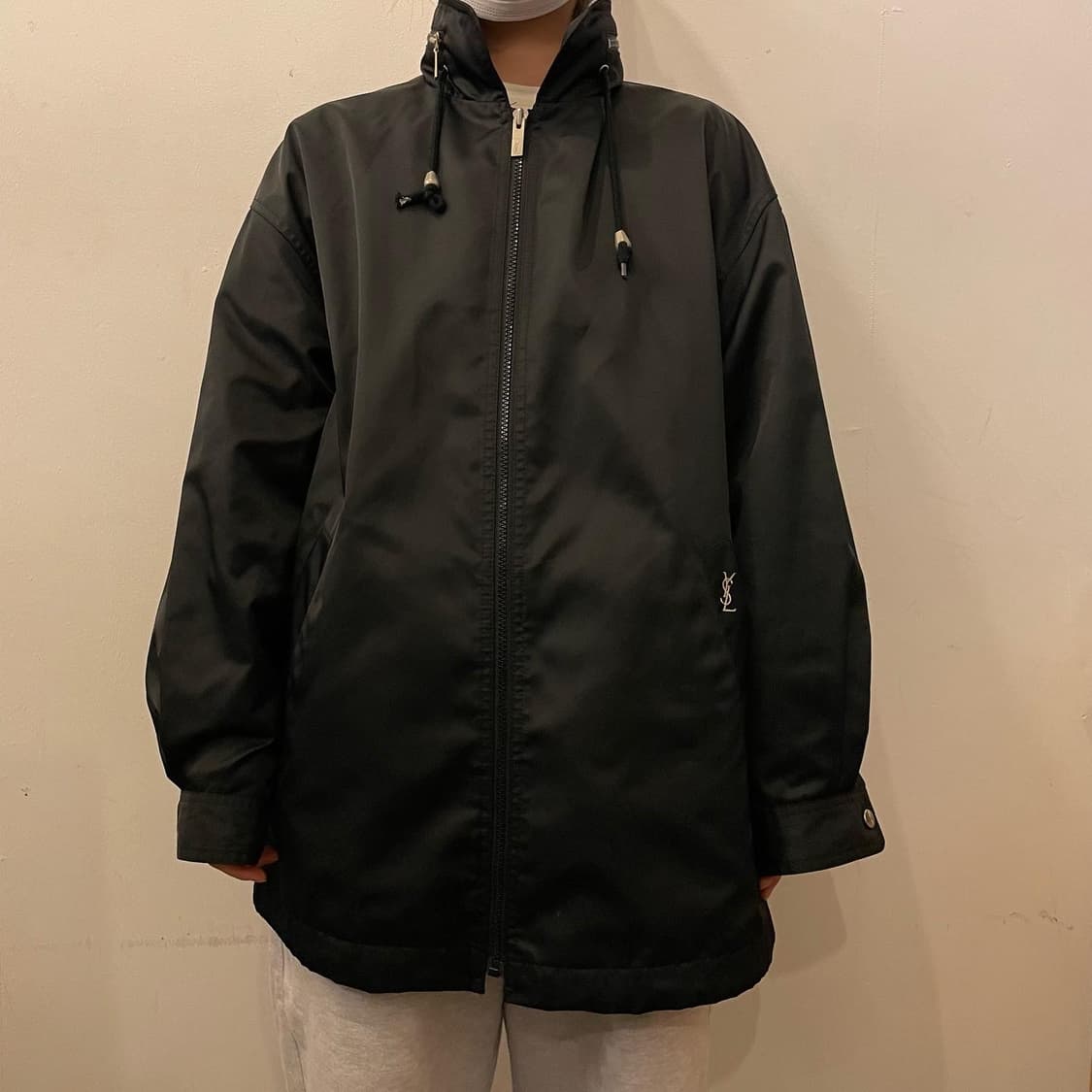 입생로랑 레터링 봄버점퍼 상품이미지2