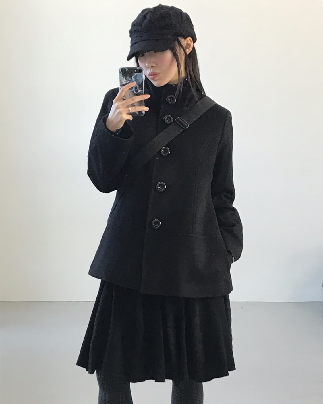 Theoria Black Stand Collar Wool Coat 상품이미지1