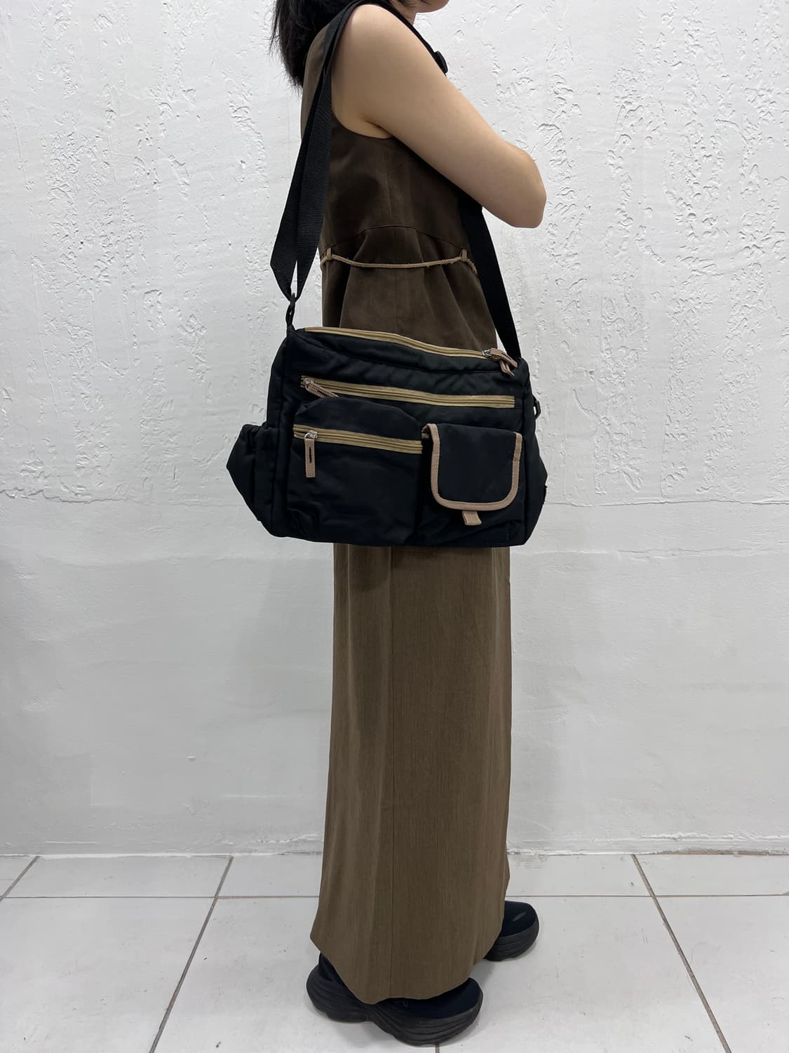 black multi zipper cross bag 상품이미지2
