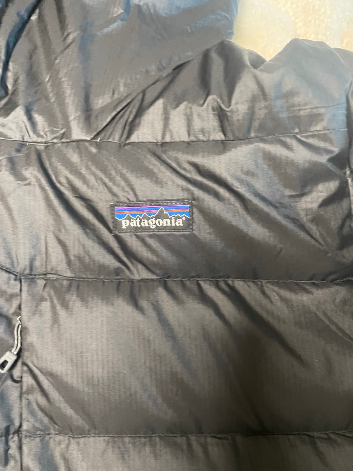 파타고니아 다운스웨터 후드 패딩 블랙  상품이미지6