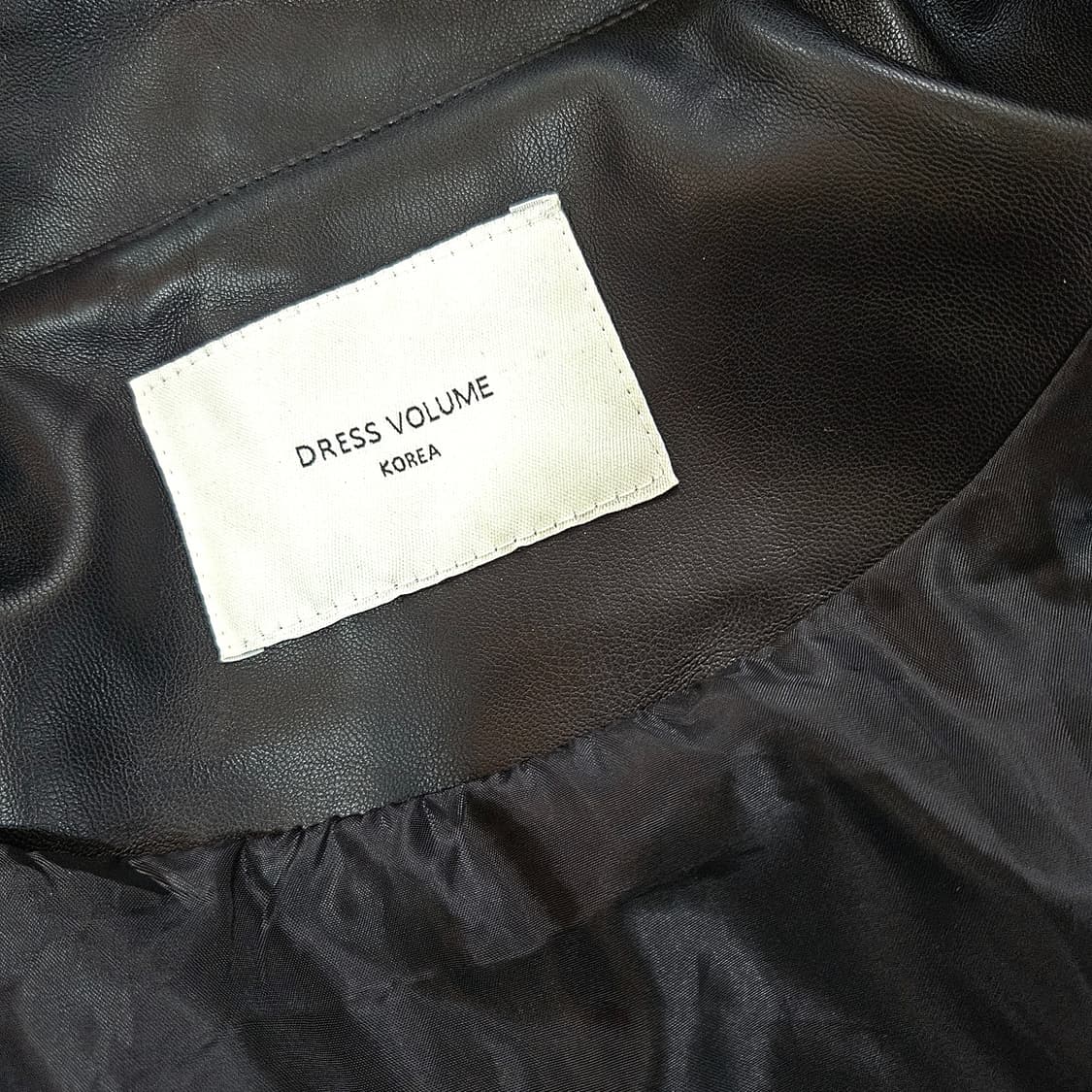 드레스볼륨 21ss 하이넥 루즈핏 비건 가죽 자켓 Free 상품이미지5