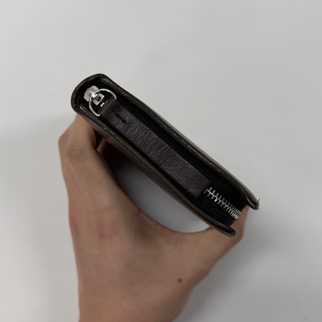 Margaret Howell half zip wallet 상품이미지4