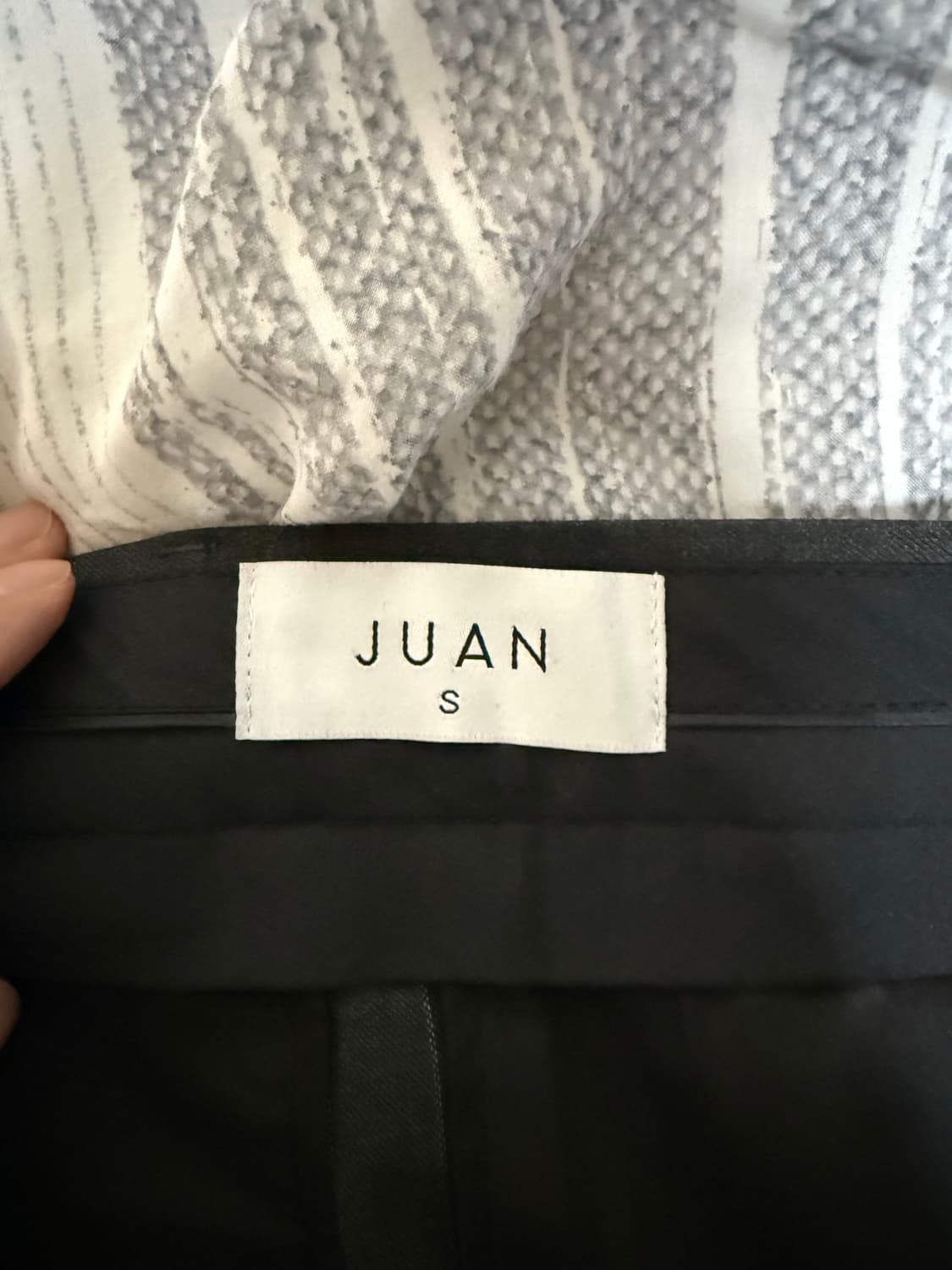 (S, 새상품) 주앙옴므 핀 스트라이프 와이드 트라우저 차콜 상품이미지4