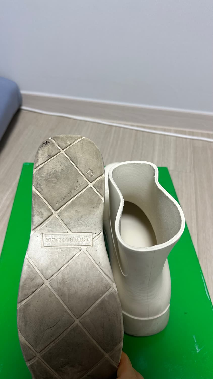 보테가베네타 퍼들부츠41사이즈 판매합니다 상품이미지7