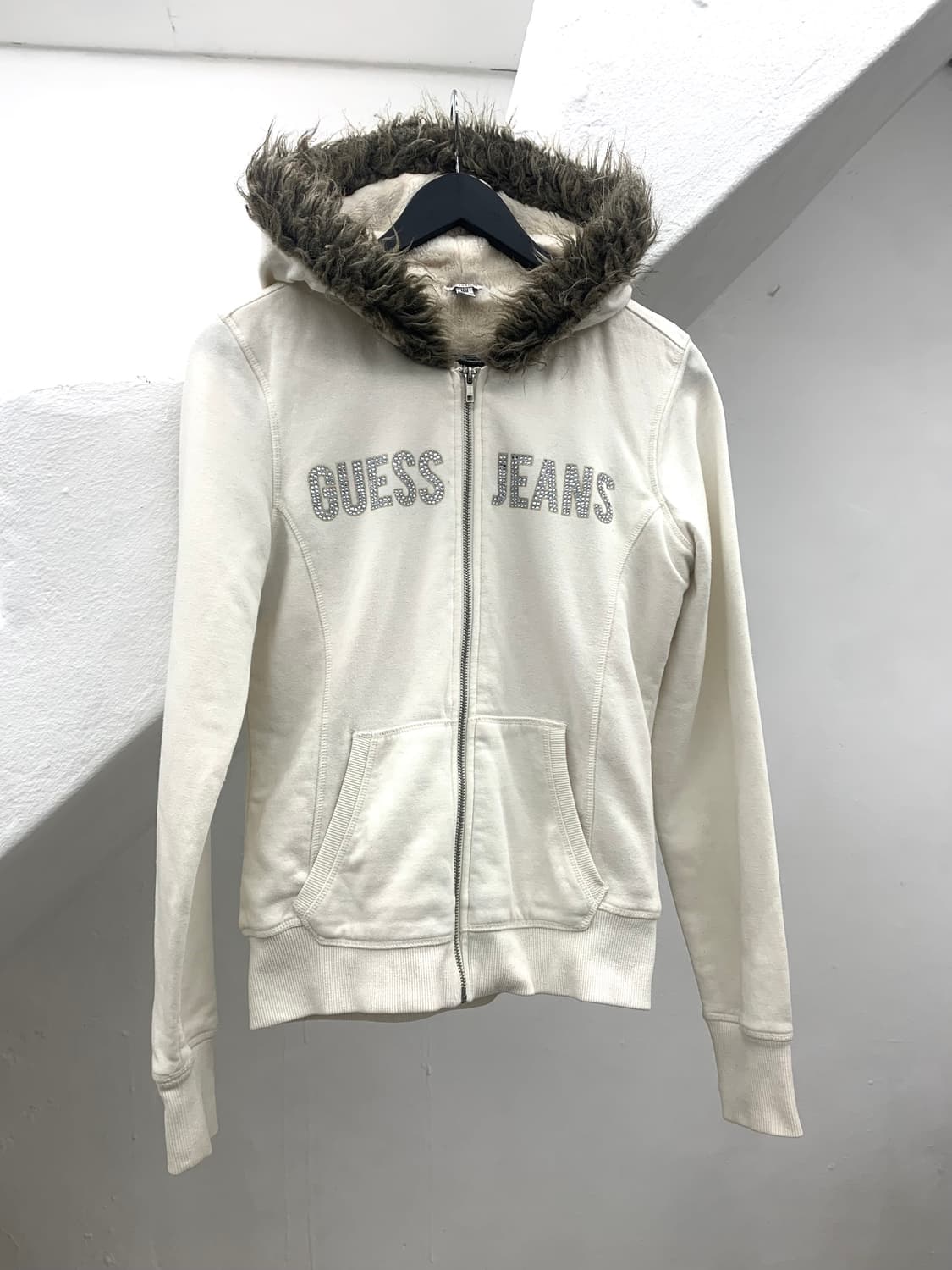 Guess 00s wolfjo hoodie   상품이미지1