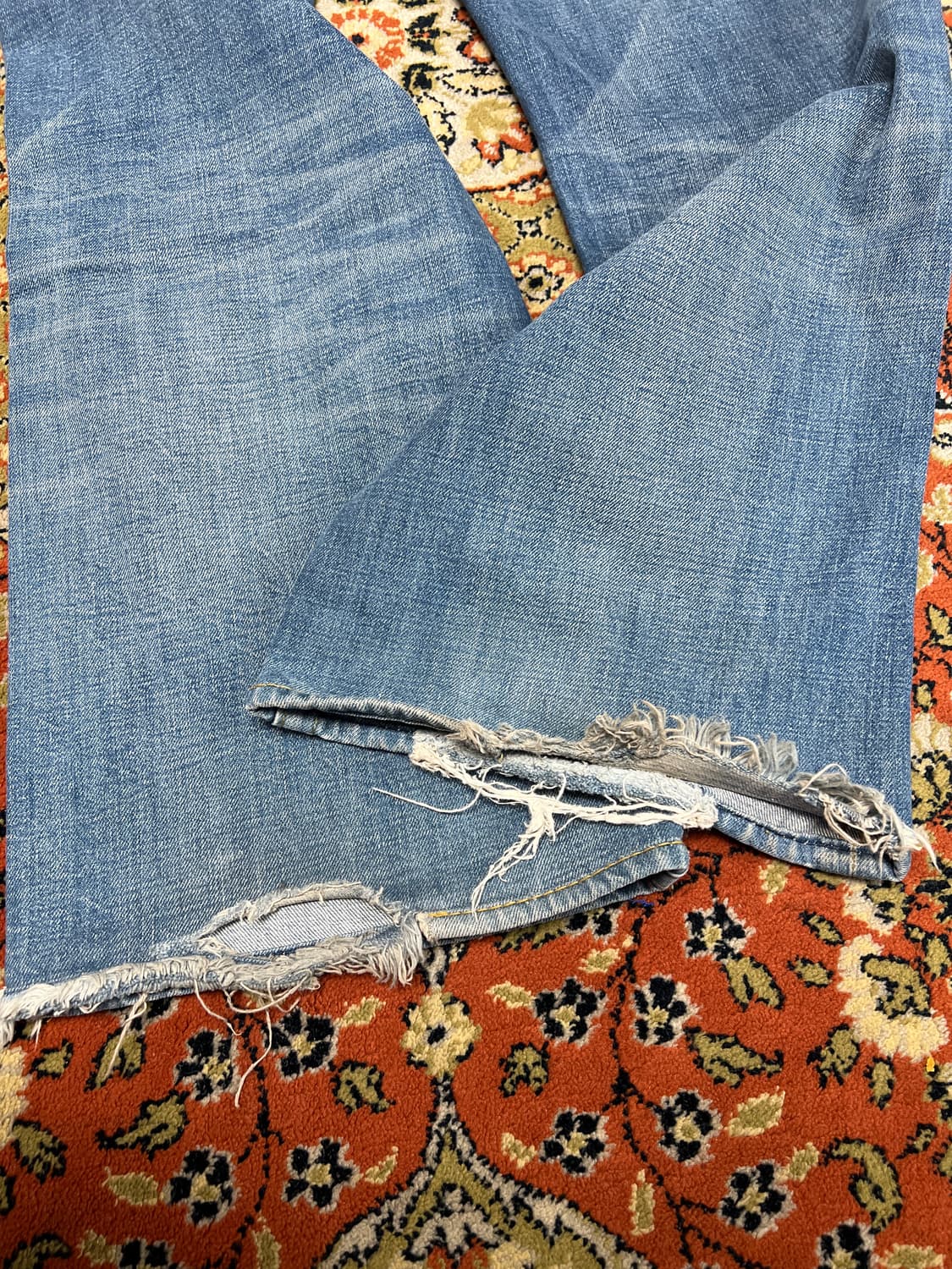 [36] 트루릴리전 빌리 부츠컷 디스트로이드 데님팬츠 상품이미지7