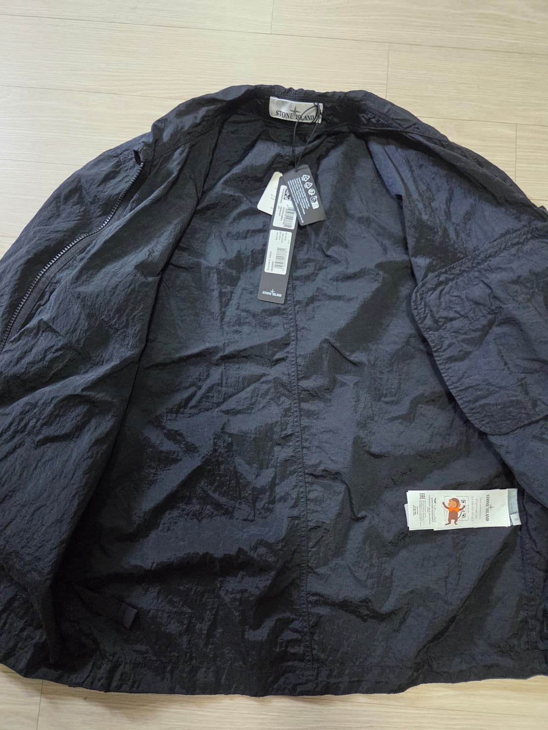 [새상품/23SS] 스톤아일랜드 나일론 메탈 집업 셔츠 자켓 상품이미지6