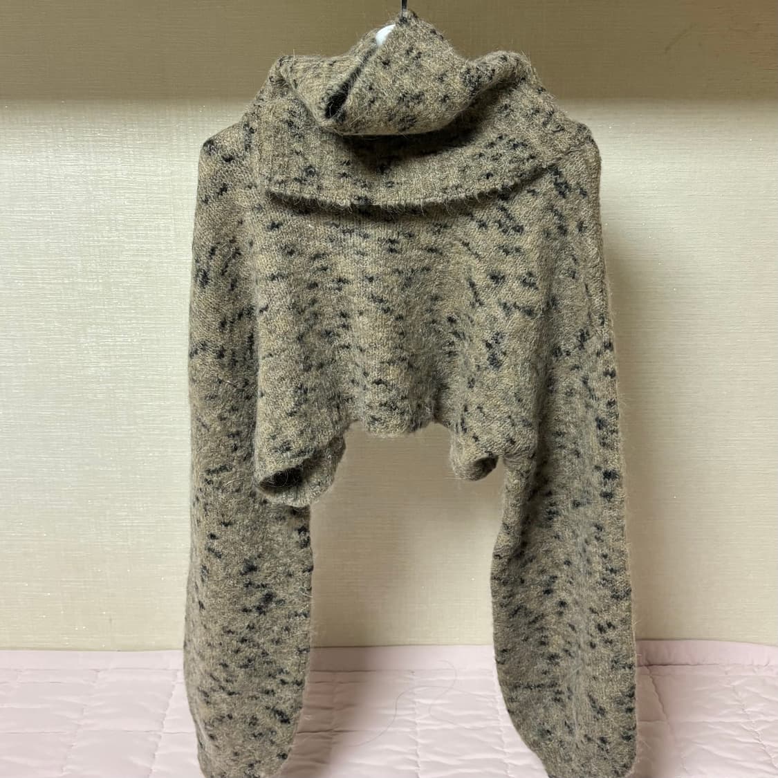 (새상품) JKOO 제이쿠 크롭 니트 베이지 상품이미지2