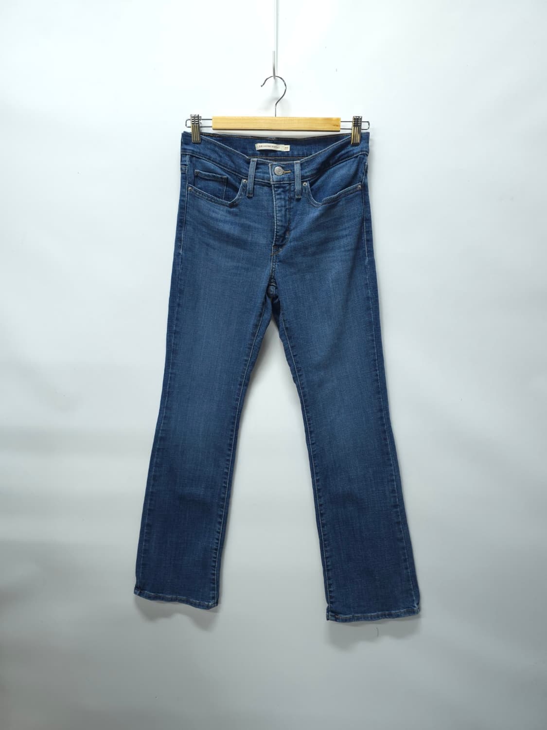 리바이스 315 쉐이핑 부츠컷 중청 데님 팬츠 27사이즈 상품이미지1
