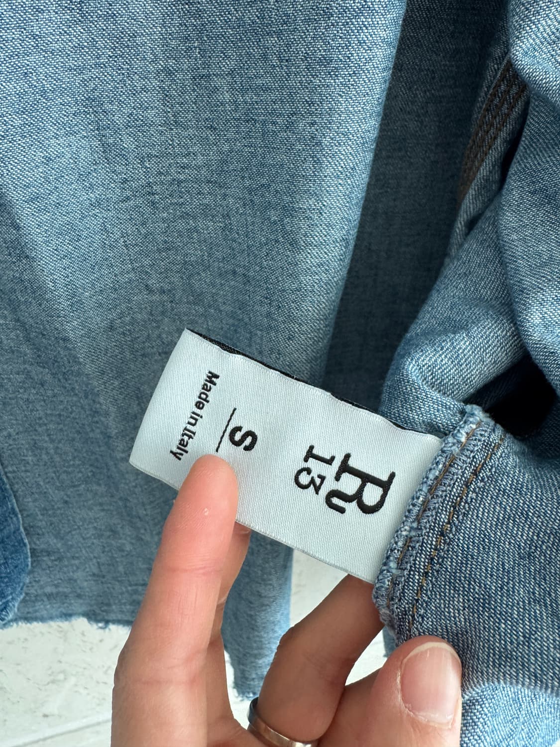 알써틴 R13 오버핏 크롭 데님 셔츠 S (남여공용) 상품이미지4