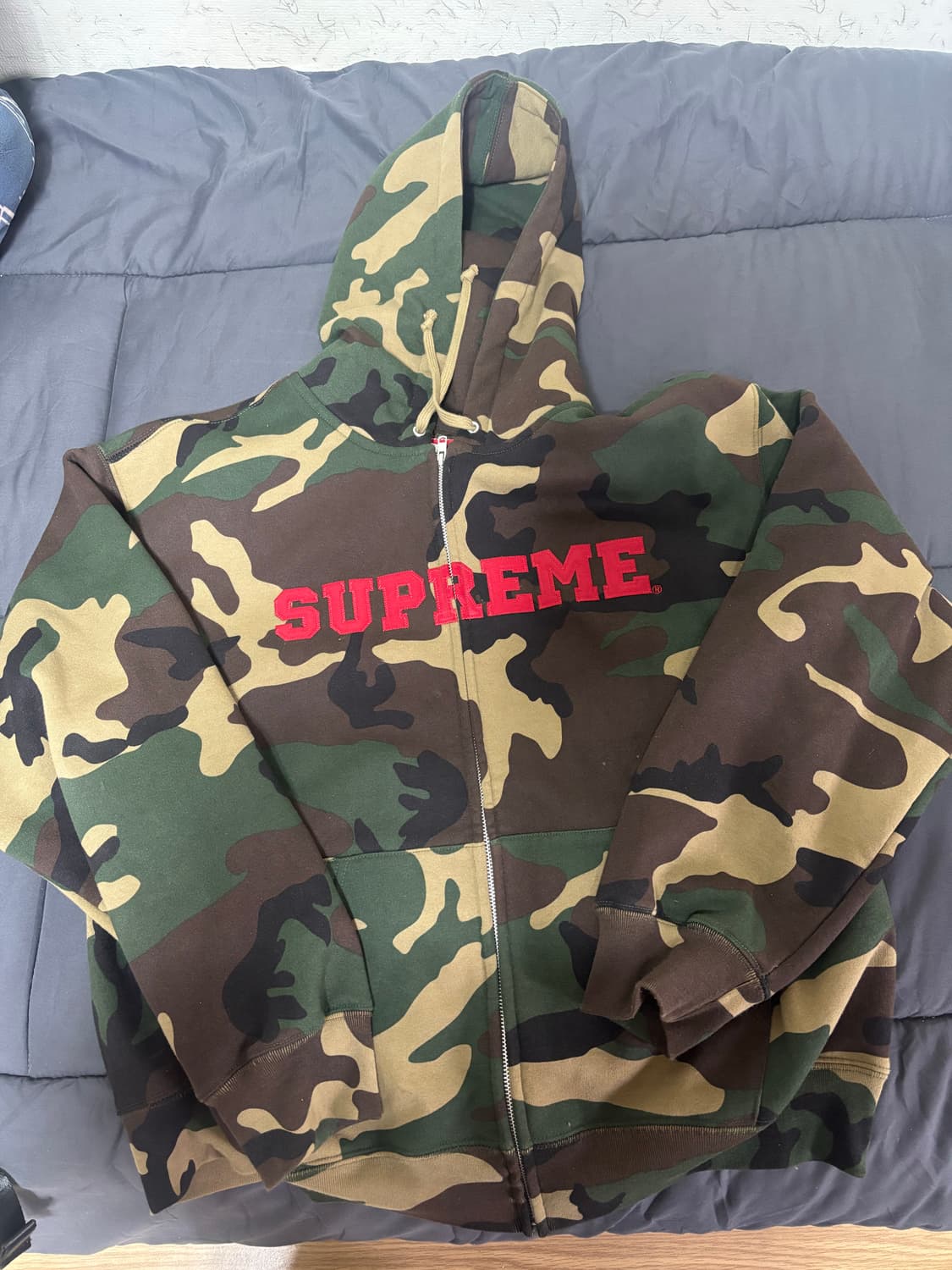 슈프림 아플리케 후드집업 카모 1회착 상품이미지1