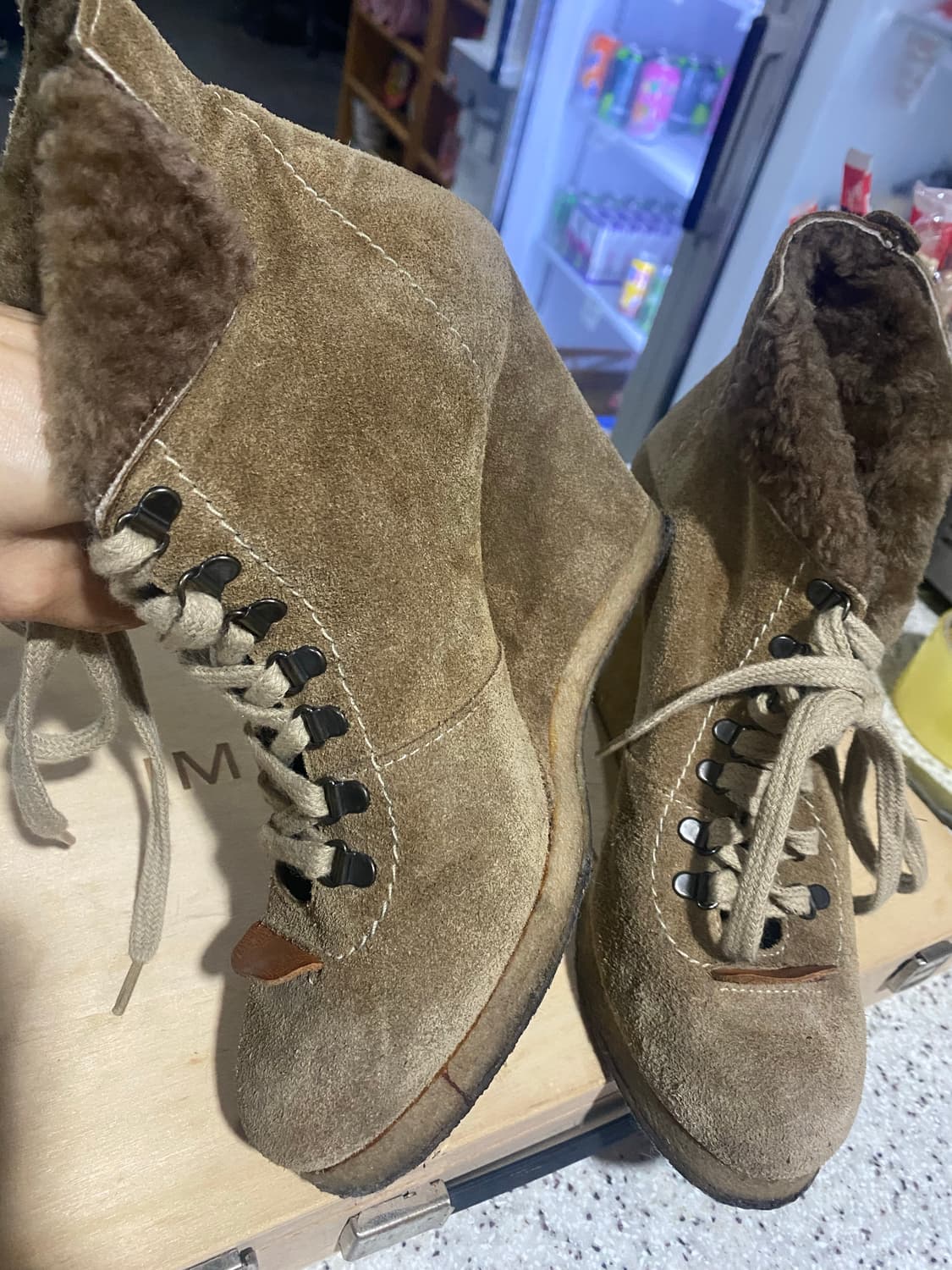 산드로 양털 스웨이드 웨지 부츠 상품이미지3