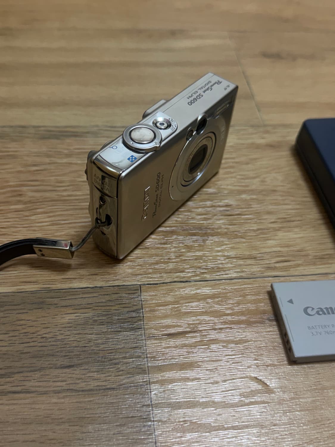 캐논 IXUS60(익서스60) 빈티지카메라 상품이미지3