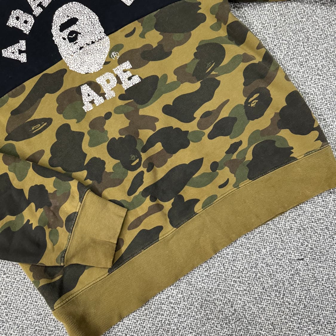 베이프 Bape 아수라 황계 블랙 카모 크루넥 맨투맨 상품이미지3