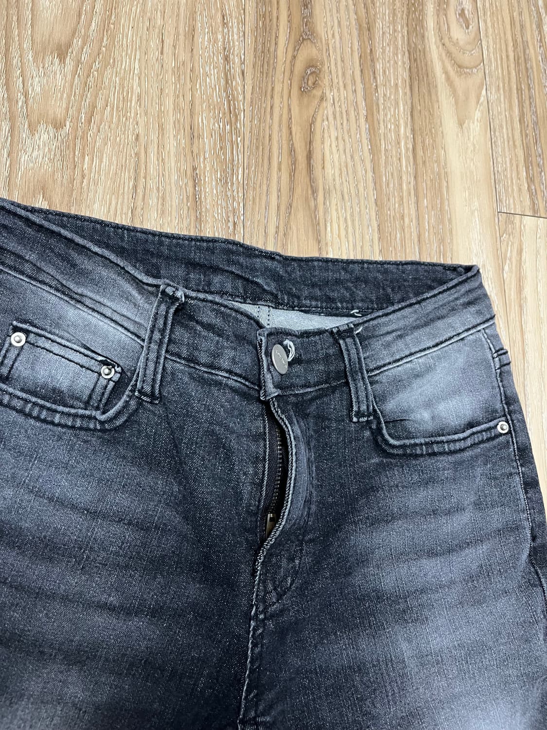 C nergy 부츠컷 흑청바지 24 상품이미지4