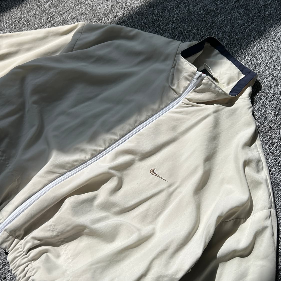 나이키 올드스쿨 리메이크 크롭 바람막이  상품이미지3