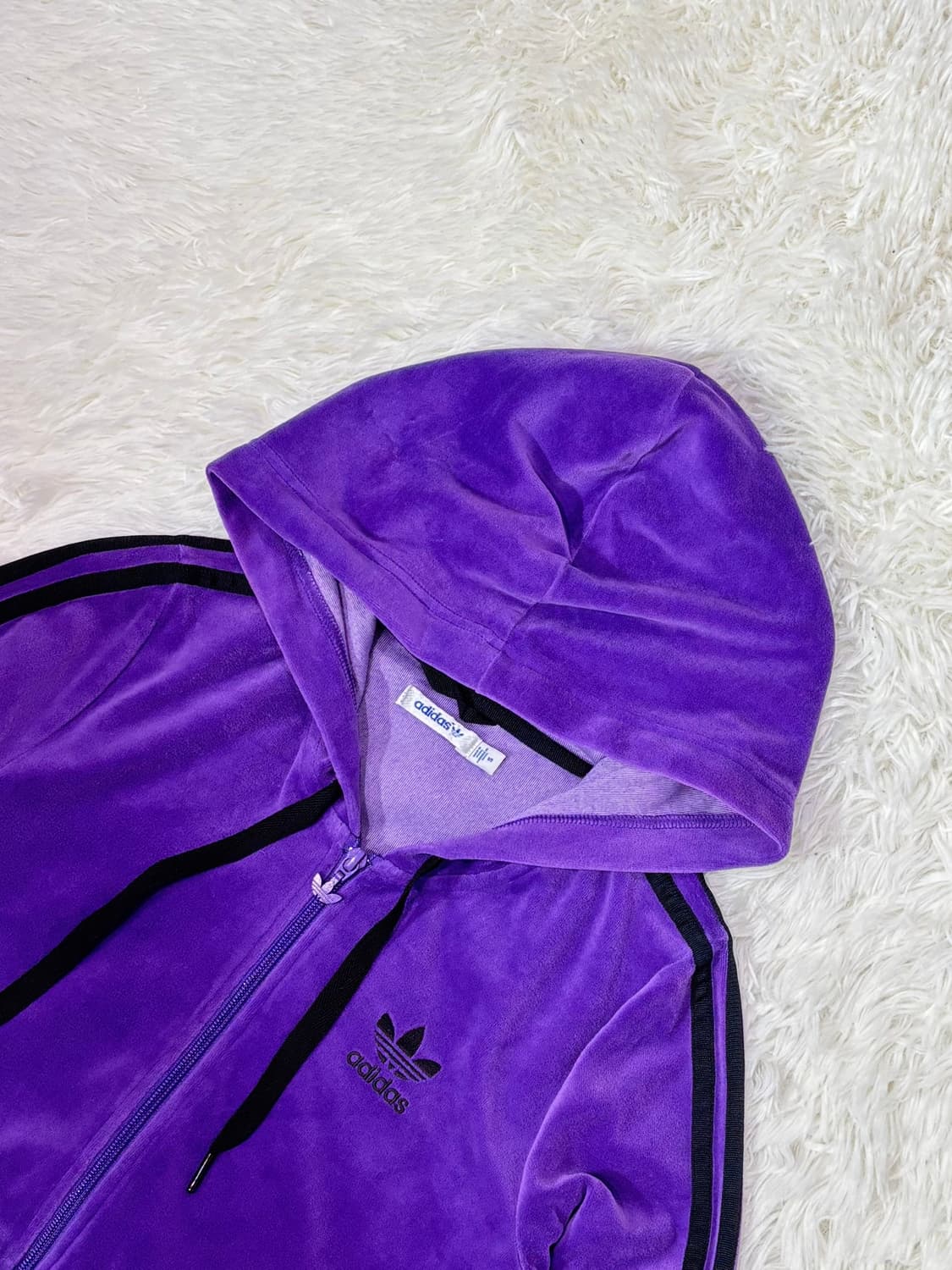 아디다스 벨벳 퍼플 후드집업 상품이미지4