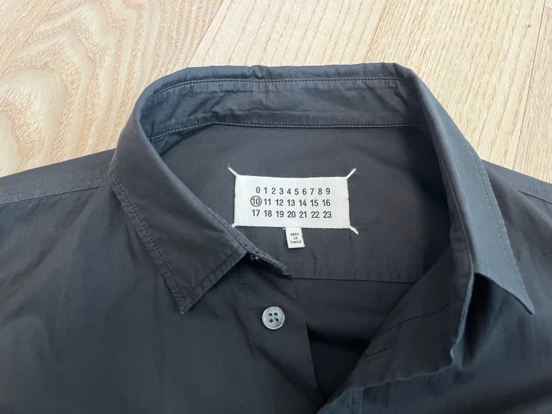 메종 마르지엘라 / 스티치 셔츠 블랙 / 39 상품이미지3