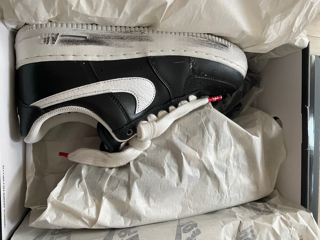 나이키 x 피스마이너스원 에어포스 1 로우 파라노이즈 상품이미지1