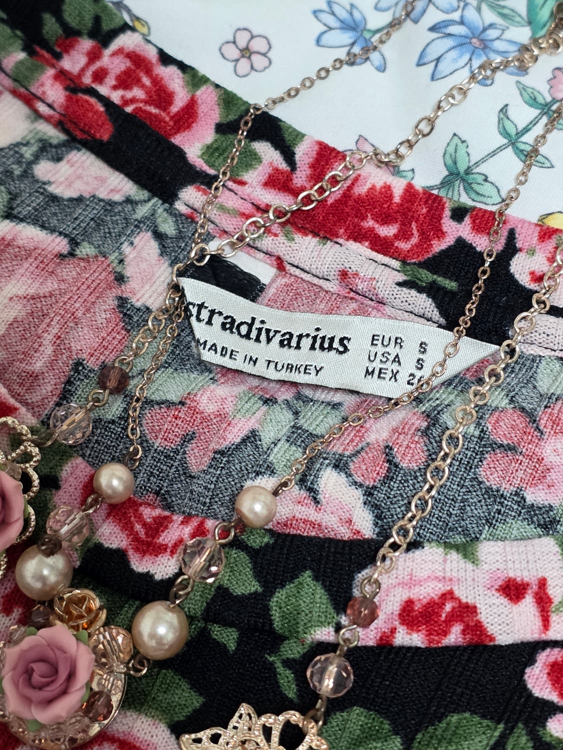 stradivarius 빈티지)로즈 플로럴 로맨틱 히메갸루 블랙 원피스 상품이미지5