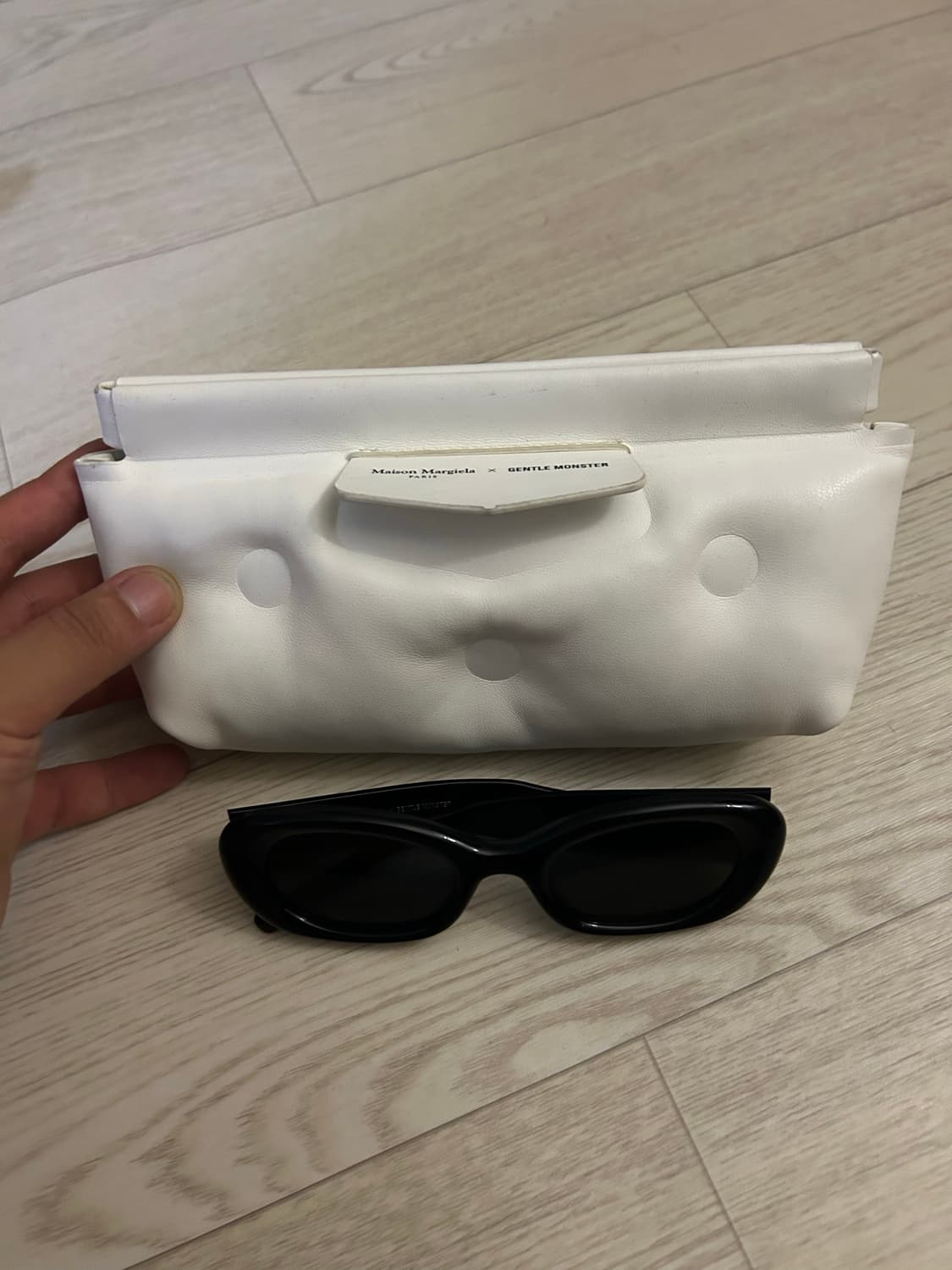 젠틀몬스터 메종마르지엘라 콜라보 선글라스 블랙 상품이미지1