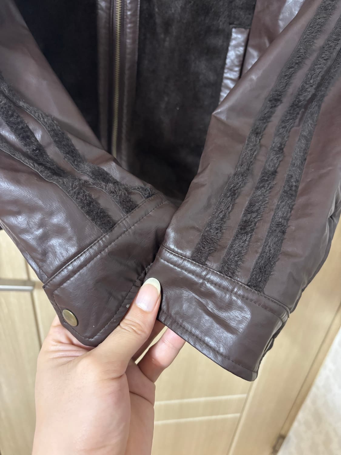 아디다스 브라운 레더 퍼 자켓 상품이미지4