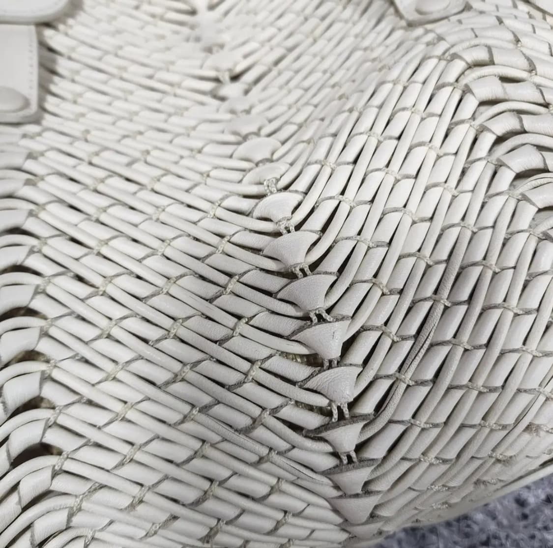 페라가모 레더 토트백 상품이미지4