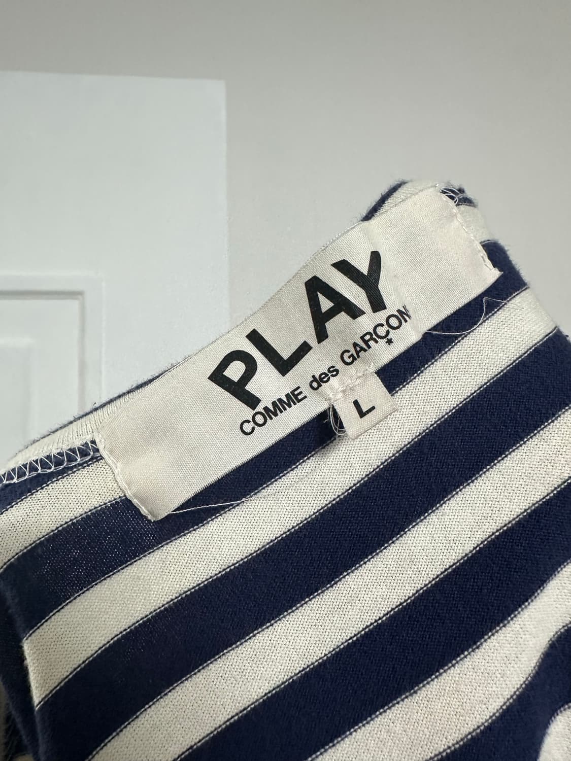 꼼데가르송 플레이 스트라이프 롱슬리브티 상품이미지3