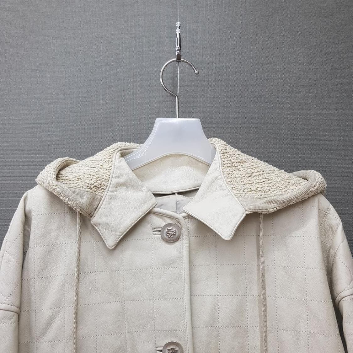 한섬 타임 2021 퀄팅 페이크 레더 후드 자켓 F사이즈 상품이미지2