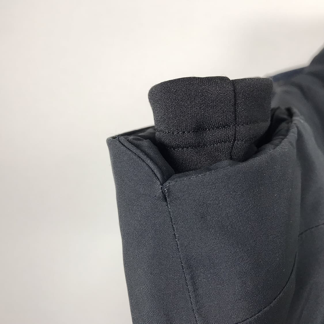 질스튜어트 스포츠 힐프로 방수 패딩 점퍼 남성95 상품이미지7