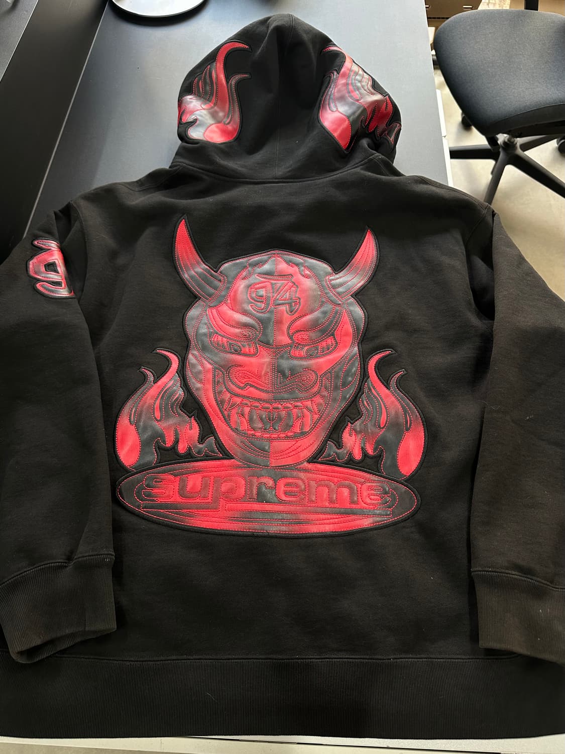 슈프림 22SS 데몬 빅로고 후드집업 상품이미지5