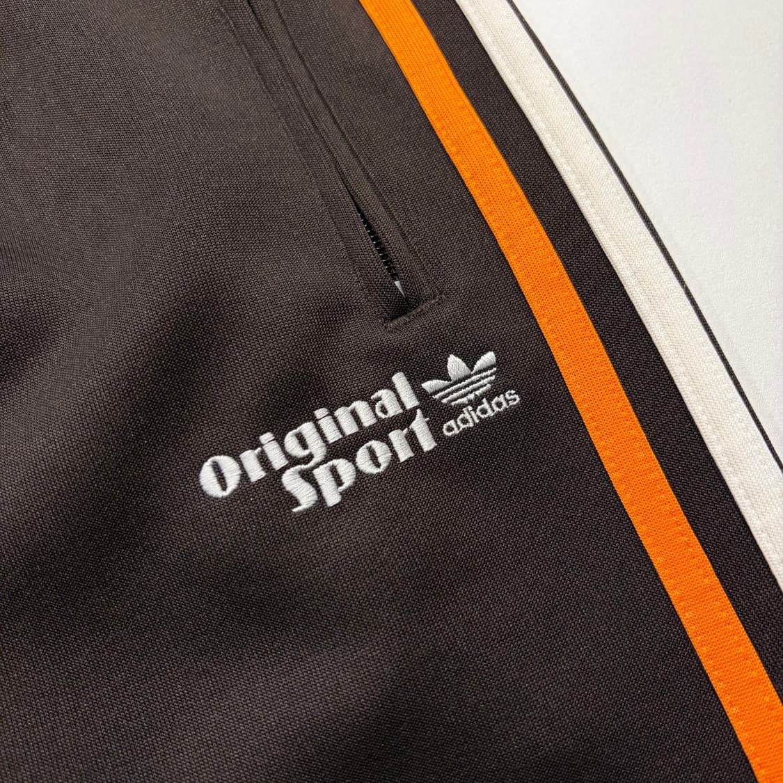 [105] 06s 아디다스 오리지널 스포츠 트랙 팬츠 브라운 C742 상품이미지4