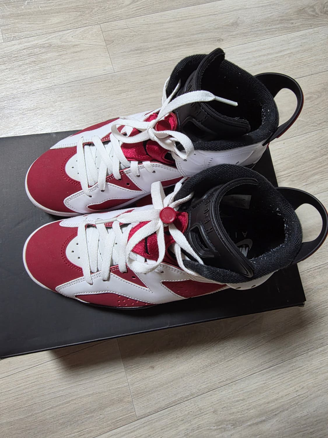 조던 6 레트로 카마인 사이즈265 상품이미지2