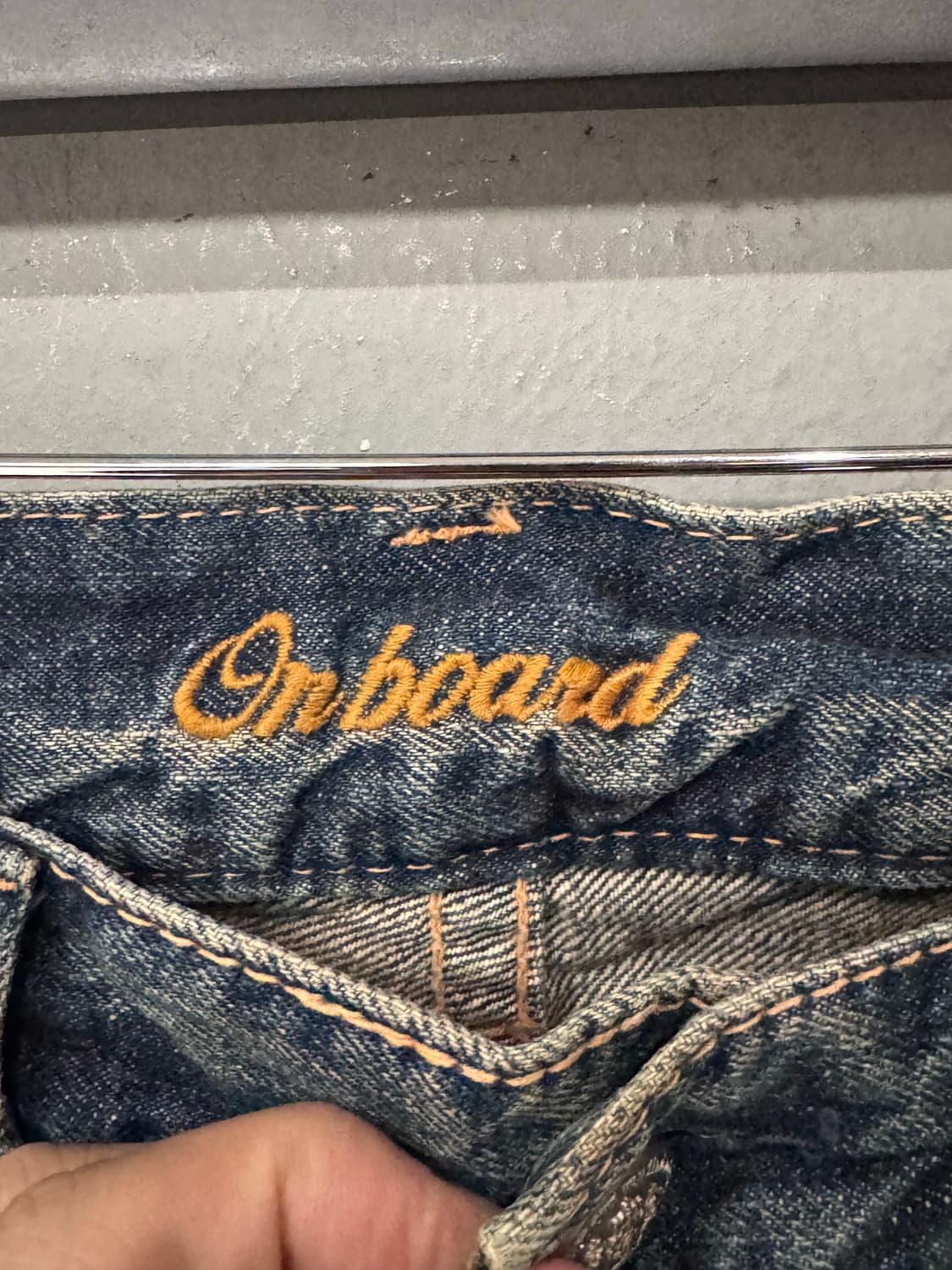 온보드 데미지 부츠컷 데님팬츠  상품이미지7