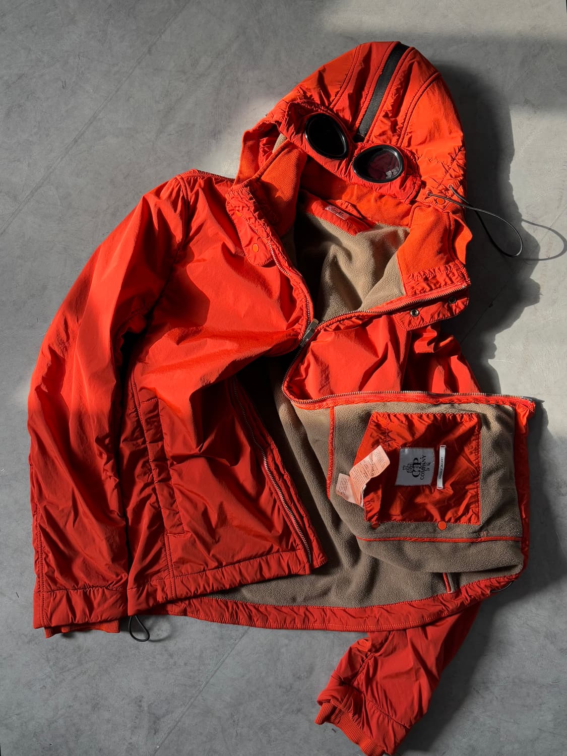 CP 컴퍼니 14AW 나일론 쉘 오렌지 플리스 고글 후드 자켓 상품이미지1