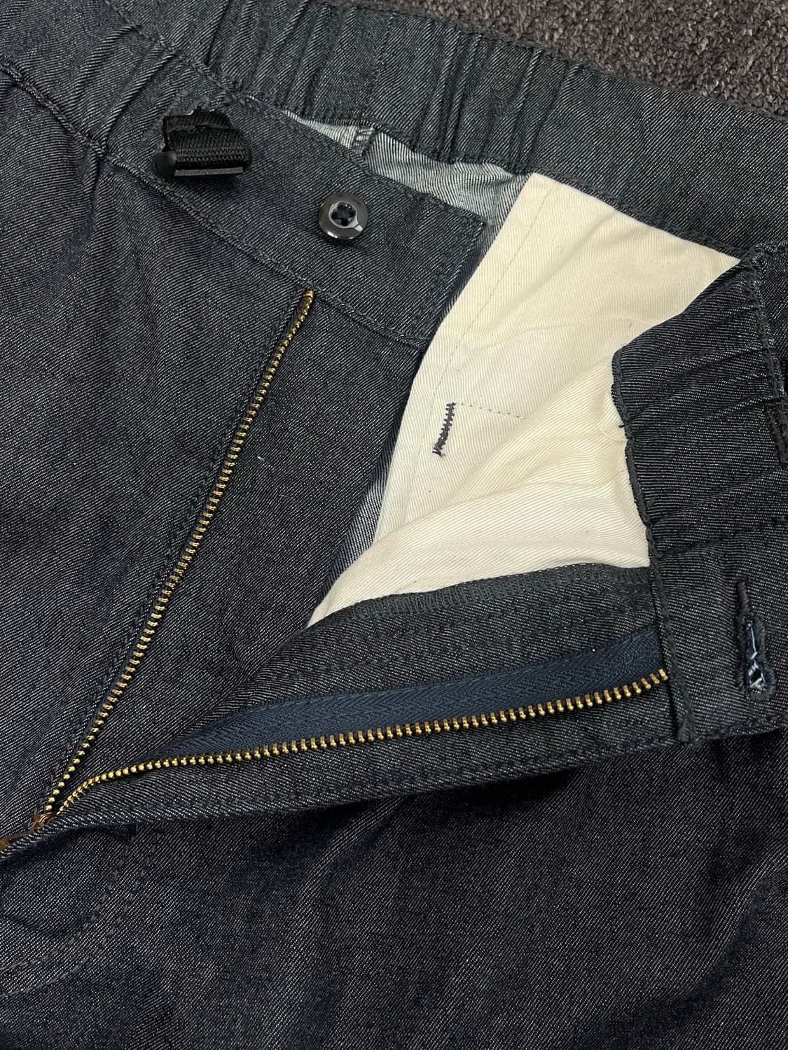 리바이스 풀온 크롭 루즈테이퍼드 팬츠 상품이미지4