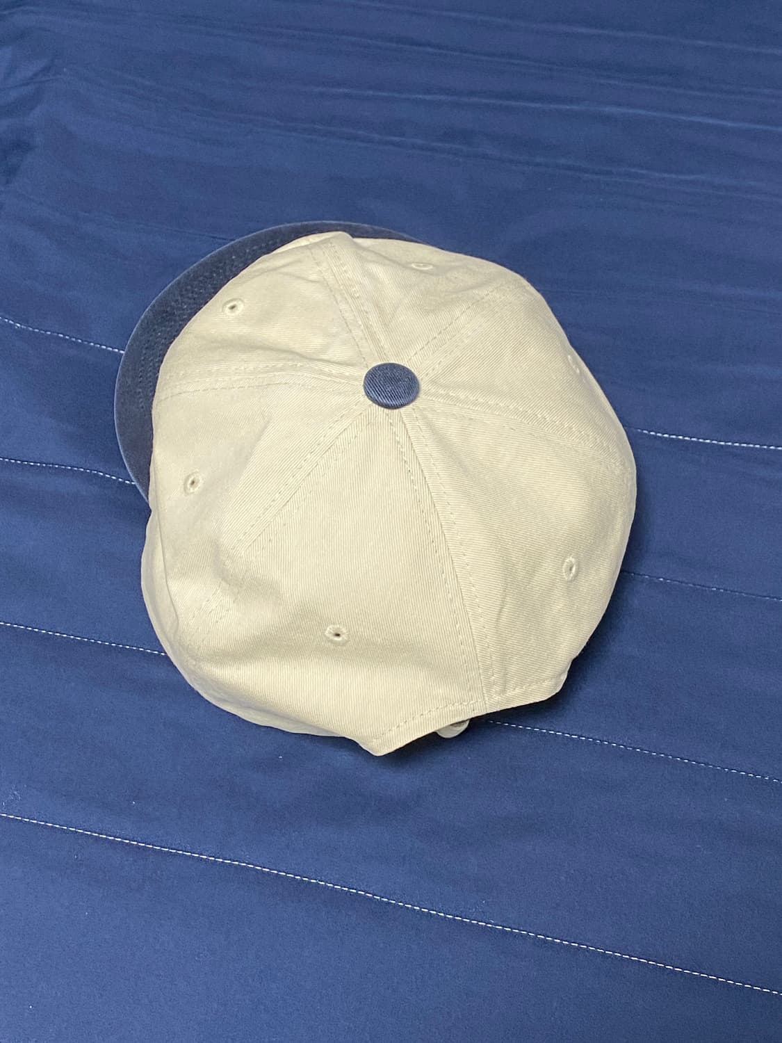 해칭룸x마스컴퍼니 Kokopelli Cap Cream/Navy 상품이미지3
