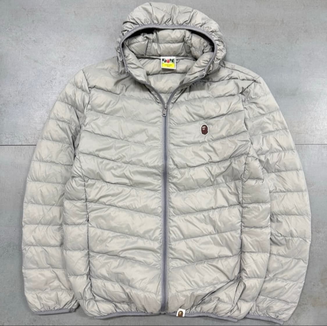 베이프 그레이 경량패딩 상품이미지1