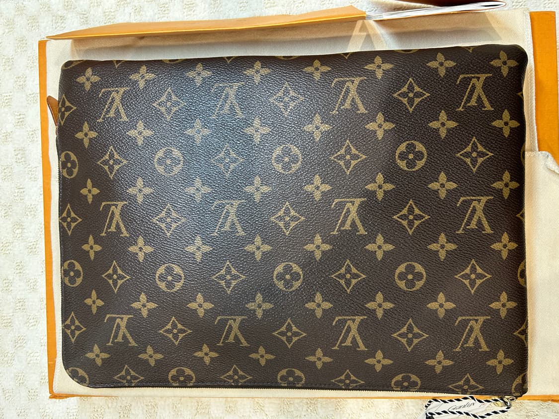 [정품/중고] 루이비통 에튀 보야주 클러치 상품이미지2