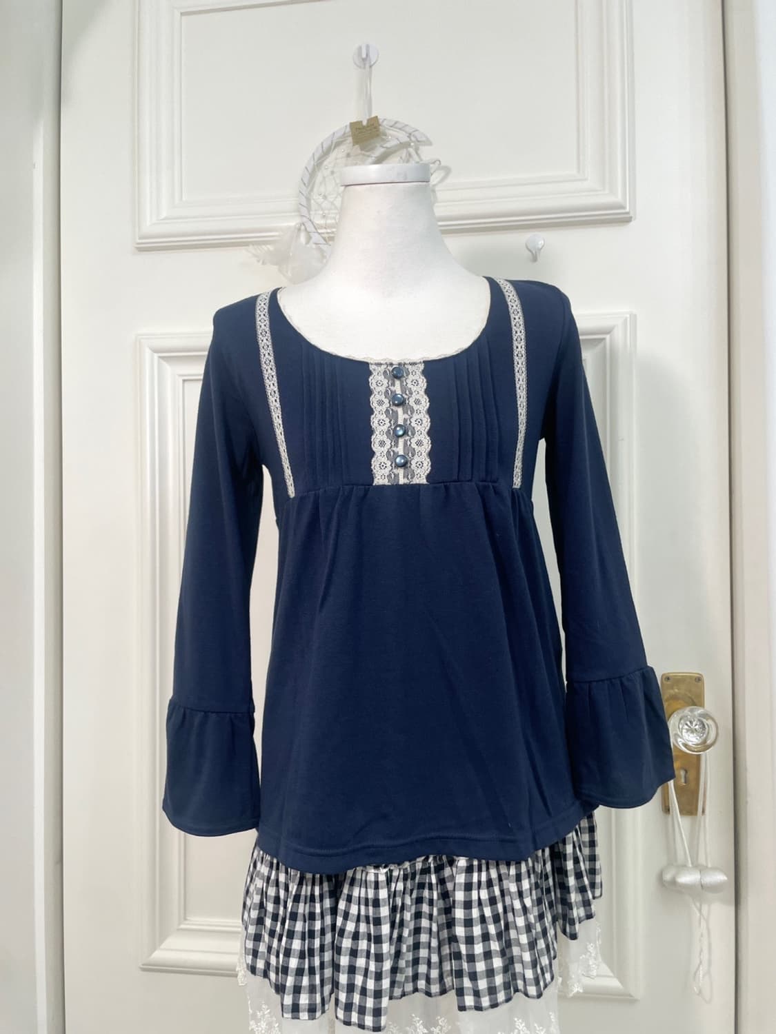 CINEMA CLUB navy lace point cotton top 상품이미지5