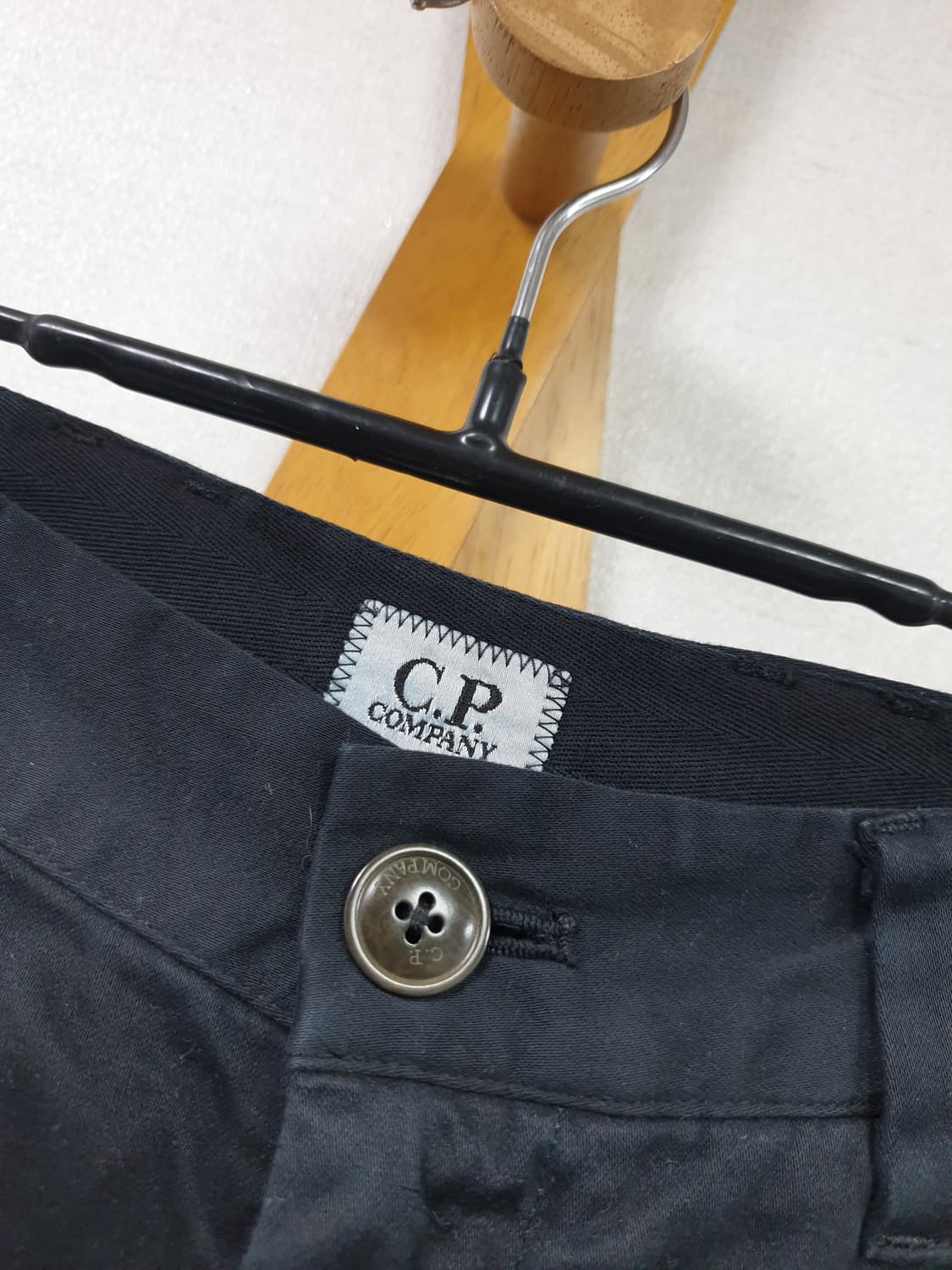 [남32/정품] cp컴퍼니 카고조거팬츠 블랙 상품이미지4