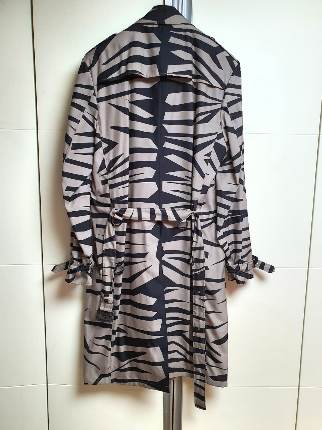 버버리프로섬 / 지브라 트렌치코트 / 50 상품이미지10