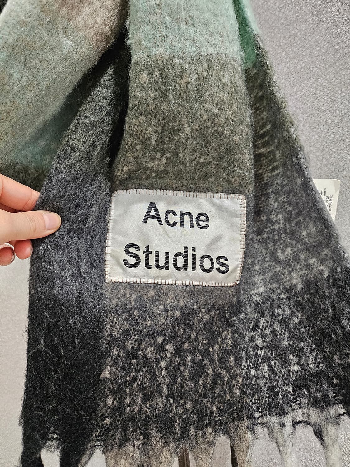 아크네스튜디오  상품이미지2